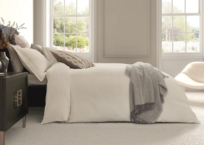 Weekend Mega Sale Event Bedeck of Belfast "Asha" Duvet Cover and Oxford Pillowcase in Chalk Weekend Mega Sale Event Bedeck of Belfast "Asha" Duvet Cover and Oxford Pillowcase in Chalk