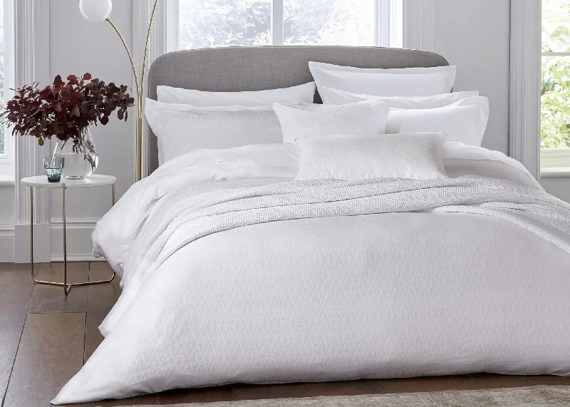 Weekend Special Discounts Bedeck of Belfast "Kham" Duvet Cover and Pillowcase White