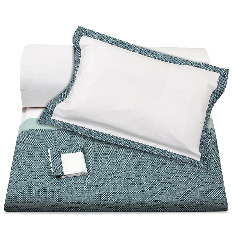 Weekend Shopping Extravaganza Blue Waves Duvet + Pillowcases