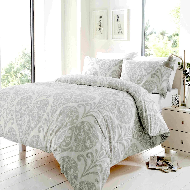 Big Sale Event Chloe Elegant Cotton-Blend Duvet Set Luxurious OEKO-TEX Bedding in Multiple Sizes and Colours for Superior Comfort by OLIVIA ROCCO Big Sale Event Chloe Elegant Cotton-Blend Duvet Set Luxurious OEKO-TEX Bedding in Multiple Sizes and Colours for Superior Comfort by OLIVIA ROCCO