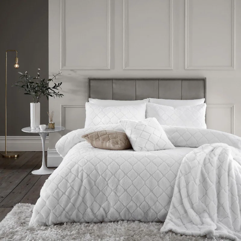 Weekend Bargain Blast Cosy Diamond Duvet Cover Set White