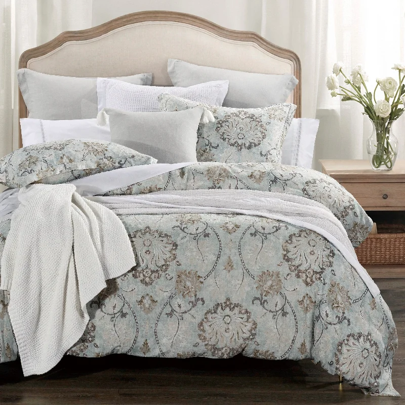 Weekend Offers You Can’t Miss Dalia Washed Linen Bedding Set