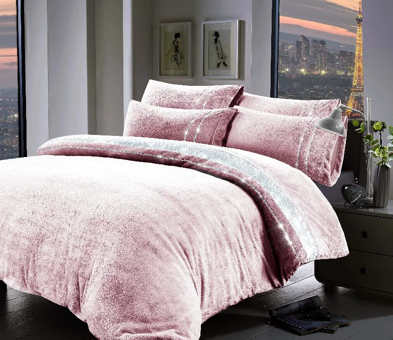 Super Low Prices Paris Glitz Teddy Fleece Duvet Set Luxurious Handwoven Diamante Detailing Super Soft Faux Fur OEKO-TEX Certified Multiple Sizes Available by OLIVIA ROCCO Super Low Prices Paris Glitz Teddy Fleece Duvet Set Luxurious Handwoven Diamante Detailing Super Soft Faux Fur OEKO-TEX Certified Multiple Sizes Available by OLIVIA ROCCO