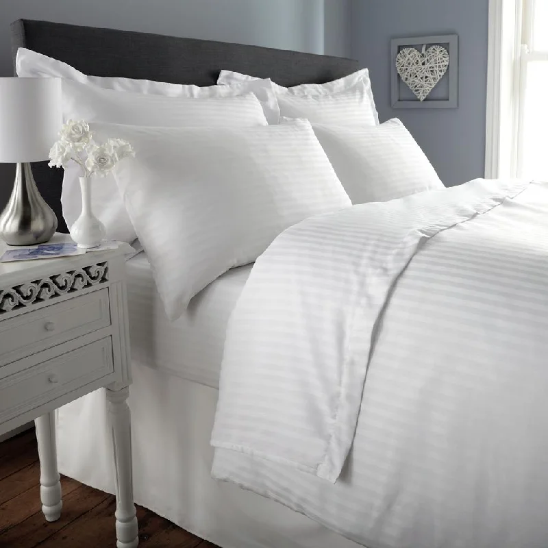 The Big Clearance Duvet Cover 300TC Satin Stripes - White