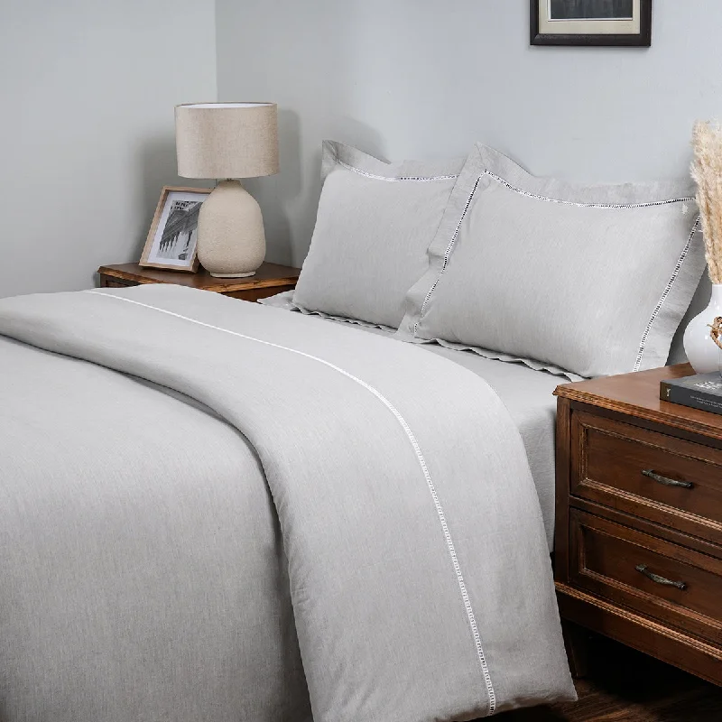 Weekend Special Emmie Made With Egyption Cotton Ultra Soft Grey Duvet Cover with Pillow Case Weekend Special Emmie Made With Egyption Cotton Ultra Soft Grey Duvet Cover with Pillow Case