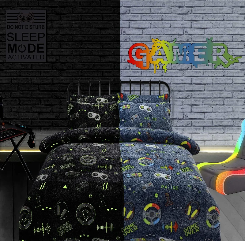 Weekend Flash Savings Glow In The Dark Teddy Fleece Duvet Set for Kids Warm Cosy Bedding Perfect for Winter by OLIVIA ROCCO Weekend Flash Savings Glow In The Dark Teddy Fleece Duvet Set for Kids Warm Cosy Bedding Perfect for Winter by OLIVIA ROCCO