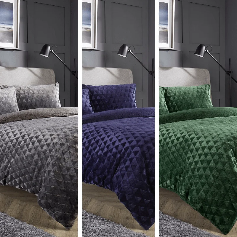 Weekend Exclusive Offers You’ll Love Geometric Reversible Teddy Bear Faux Fur Duvet Set Super Soft and Fluffy Bedding OEKO-TEX Certified by OLIVIA ROCCO