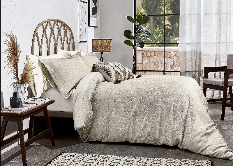 Weekend Top Offers Harlequin "Nirmala" Duvet Cover and Pillowcase