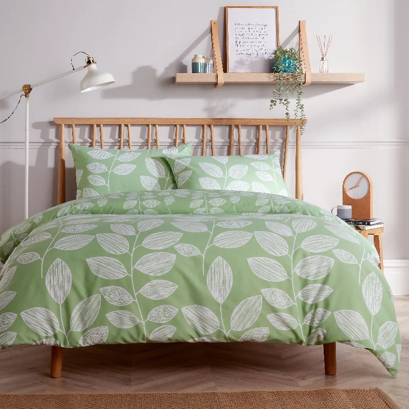 Weekend Flash Deals Leaf Print Reversible Cotton Rich Duvet Cover Set with Pillowcases Nature Inspired Bedding in Black and Gray All Sizes OEKO-TEX Certified by OLIVIA ROCCO Weekend Flash Deals Leaf Print Reversible Cotton Rich Duvet Cover Set with Pillowcases Nature Inspired Bedding in Black and Gray All Sizes OEKO-TEX Certified by OLIVIA ROCCO