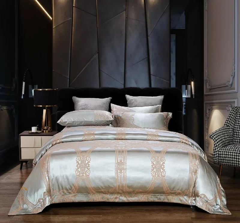 Weekend Price Drops Luxury Cotton Gold Scroll & Silver Jacquard Bedding Queen Duvet Cover Set Designer Ensemble Weekend Price Drops Luxury Cotton Gold Scroll & Silver Jacquard Bedding Queen Duvet Cover Set Designer Ensemble