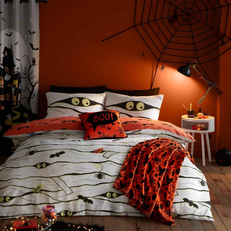 Weekend Price Slash Day Mummy Glow Duvet Cover Set