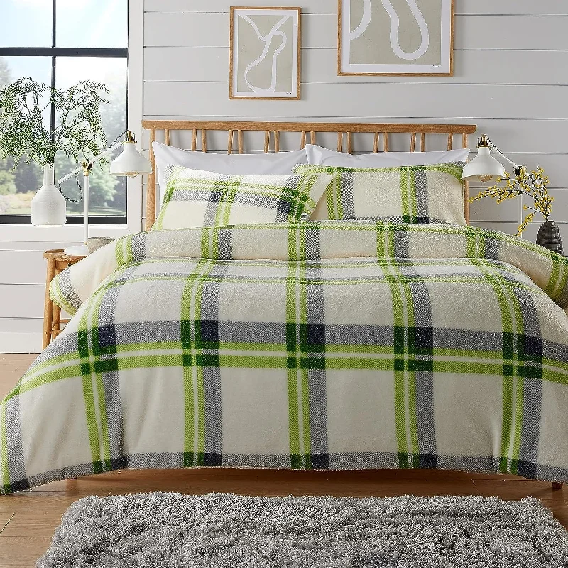 Weekend Savings Mania Orkney Check Fleece Duvet Set Grey Green Super Soft Luxurious Bedding Single Double King with Pillowcases Perfect for Winter Nights by OLIVIA ROCCO Weekend Savings Mania Orkney Check Fleece Duvet Set Grey Green Super Soft Luxurious Bedding Single Double King with Pillowcases Perfect for Winter Nights by OLIVIA ROCCO