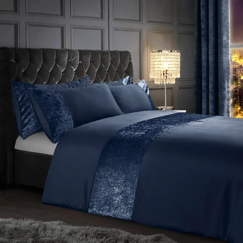 Offer of the Day Velosso Orleans Navy Duvet Blue Cover & Pillowcase Set