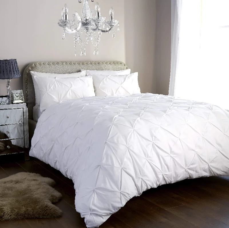 Deal Frenzy Pintuck Elegance Luxurious Cotton Rich Duvet Cover Set with Handmade Pinch Pleats Available in Single Double King and Super King Sizes OEKO-TEX Certified by OLIVIA ROCCO Deal Frenzy Pintuck Elegance Luxurious Cotton Rich Duvet Cover Set with Handmade Pinch Pleats Available in Single Double King and Super King Sizes OEKO-TEX Certified by OLIVIA ROCCO