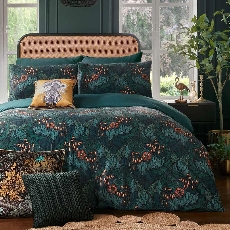 Weekend Bonanza Rambleicious Velvet Duvet Cover Set