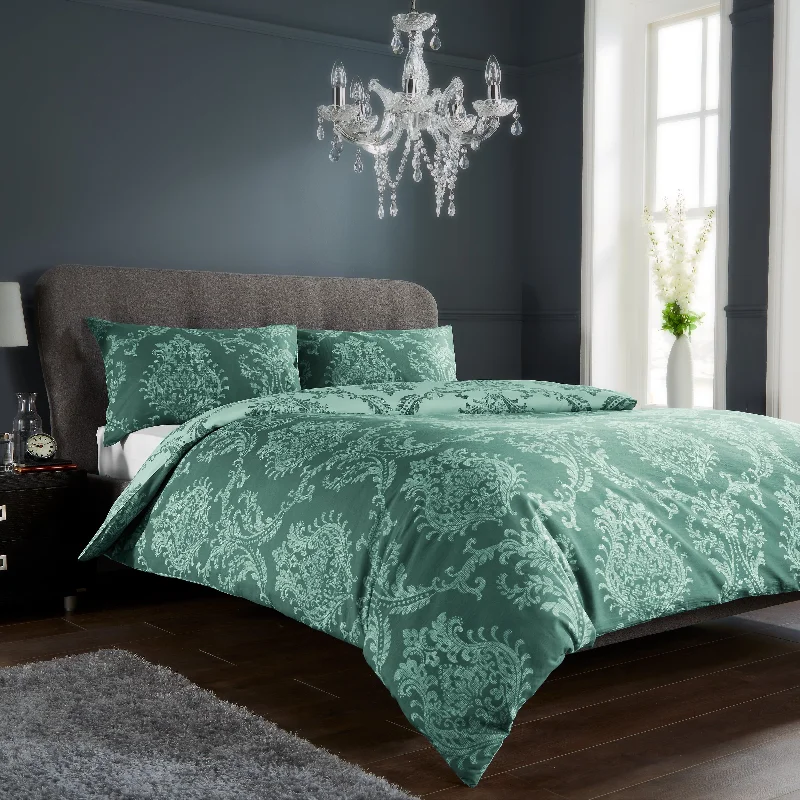 EMERALD GREEN