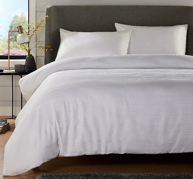 Weekend Special Offers Stripe Jacquard Reversible Cotton Blend Duvet Cover Set with Pillowcases Luxurious Eco-Friendly Bedding for Master and Guest Bedrooms Multiple Sizes and Colours by OLIVIA ROCCO Weekend Special Offers Stripe Jacquard Reversible Cotton Blend Duvet Cover Set with Pillowcases Luxurious Eco-Friendly Bedding for Master and Guest Bedrooms Multiple Sizes and Colours by OLIVIA ROCCO