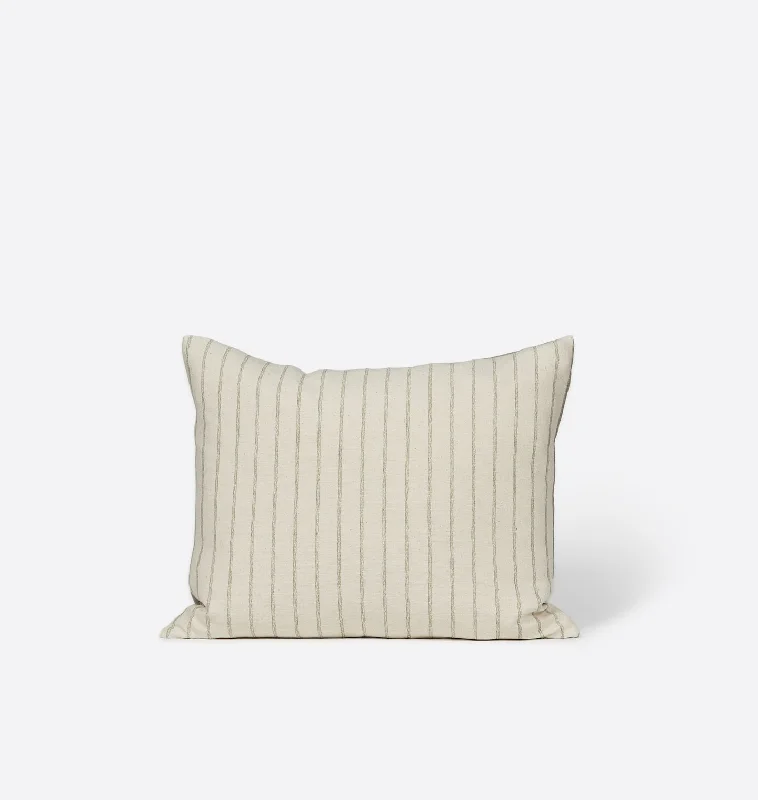 Bargain Alert Adelina Vintage Pillow 17" x 21"