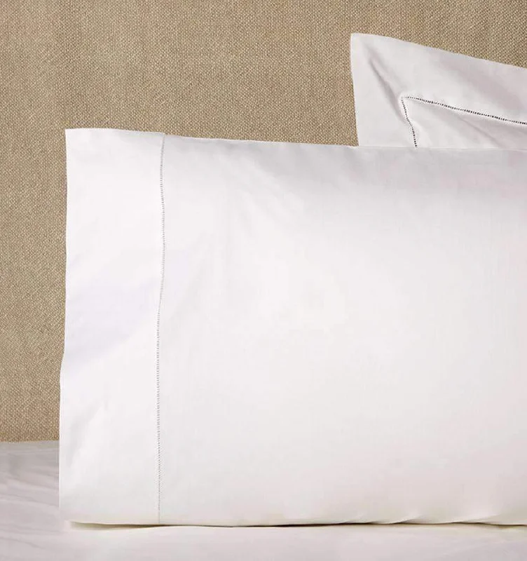 Weekend Flash Discount Analisa Pillowcase Pair by Sferra