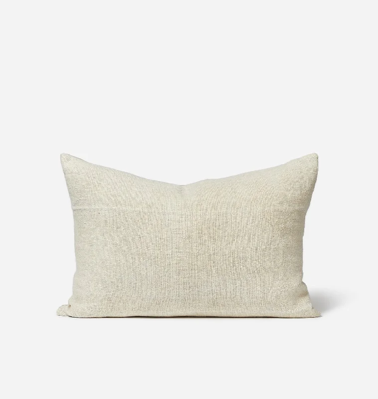 Unmissable Deals Beck Vintage Lumbar Pillow 17" x 24.5"