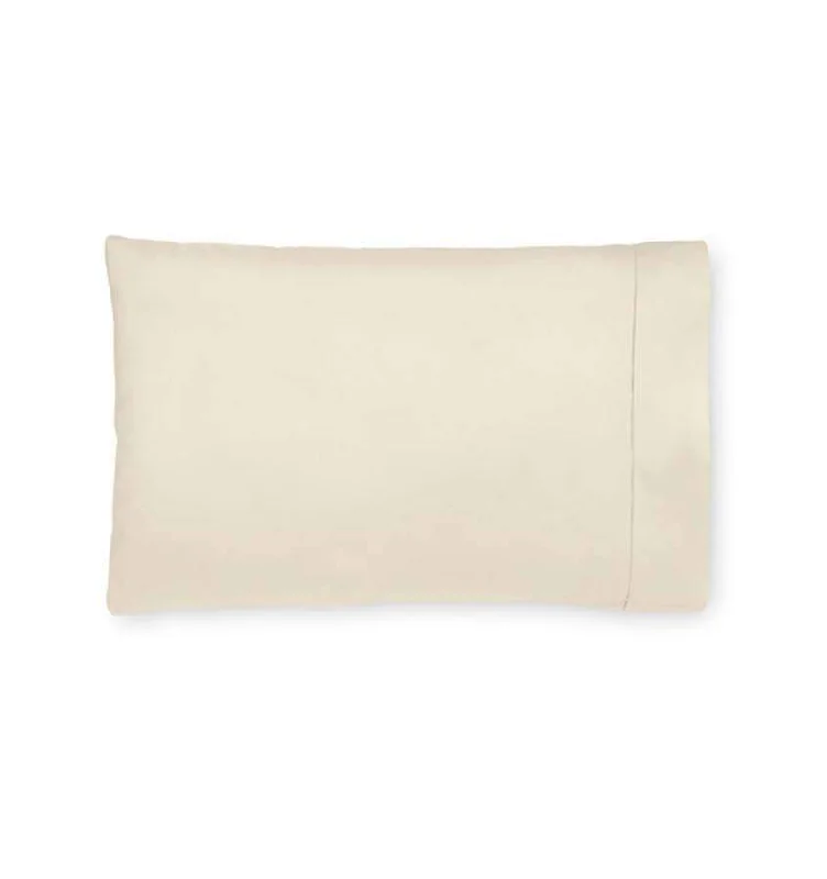 Weekend Discount Fest Giotto Pillowcase Pair by Sferra