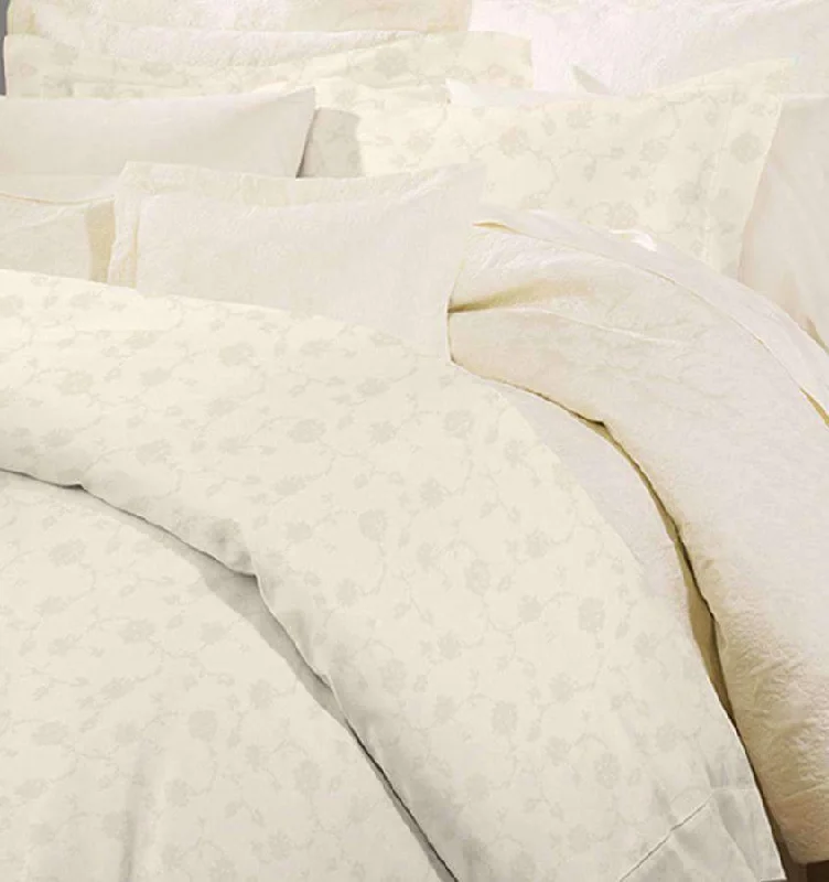 Weekend Super Savings Giza 45 Jacquard Pillowcase Pair by Sferra