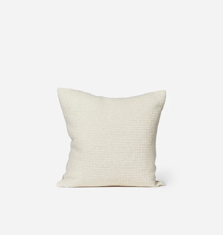 Weekend Shopping Fiesta Noa Vintage Pillow 19" x 19"