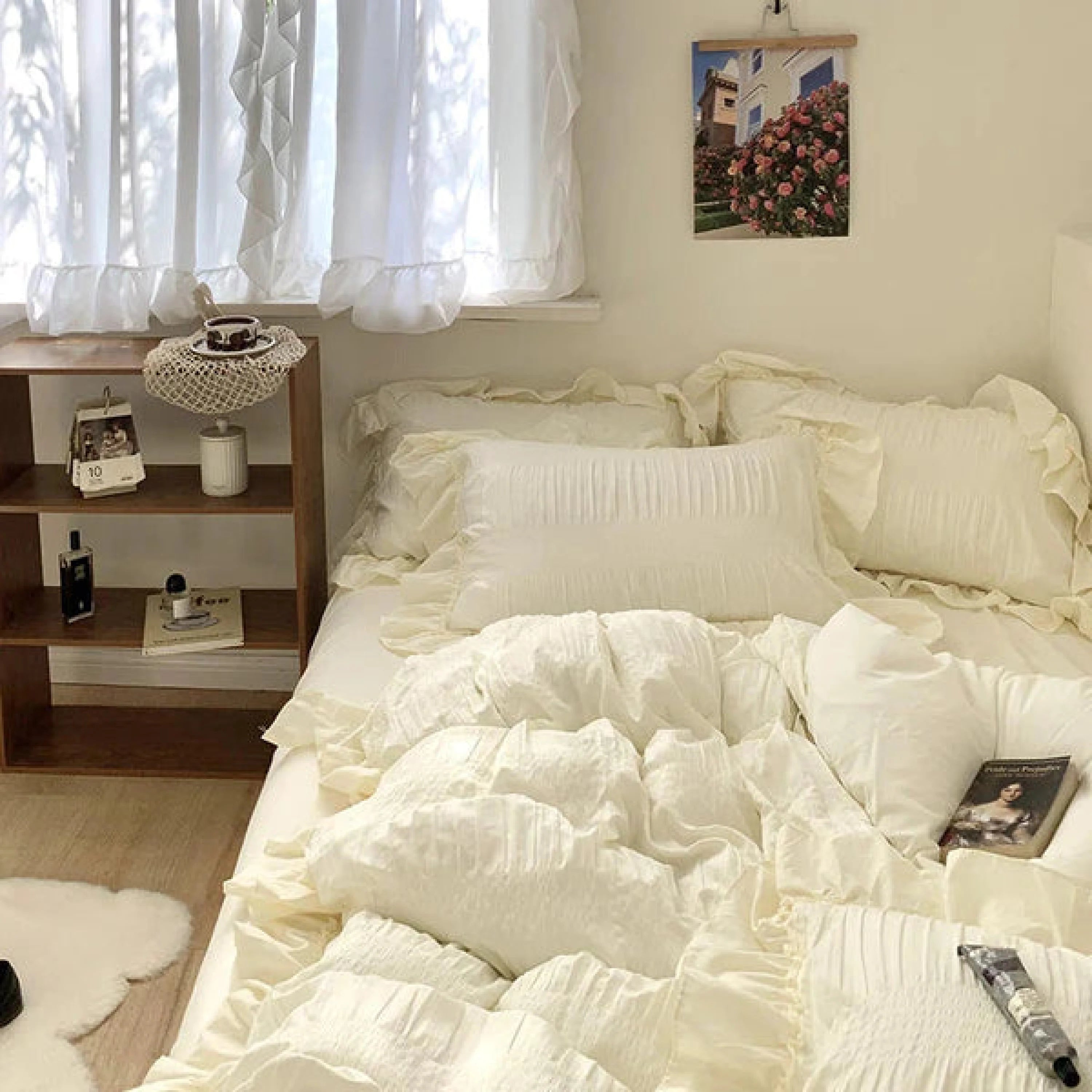 Weekend Big Sale Textured Ruffle Pillowcases / White