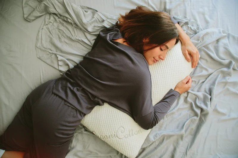 Weekend Steals and Deals Easy Breather Natural Latex Pillow