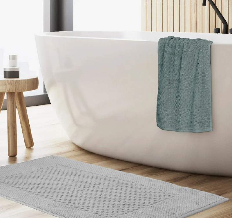 Final Clearance Portland 650GSM Bath Mat Silver
