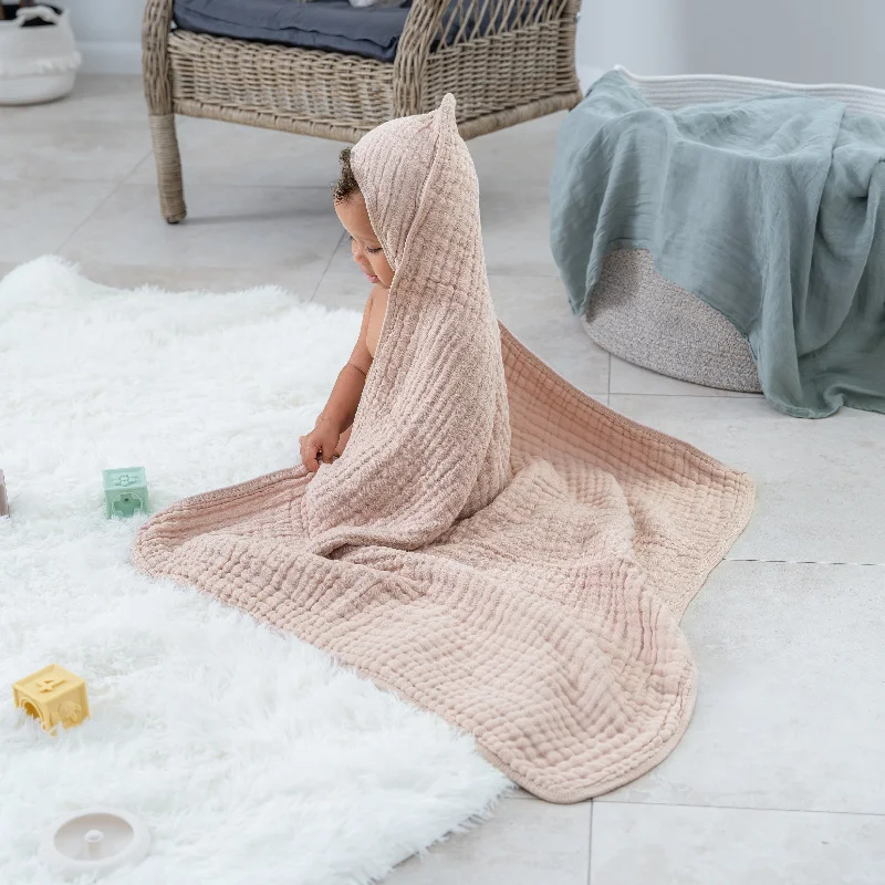 Weekend Discount Blast Comfy Cubs Baby Hooded Towels - Blush