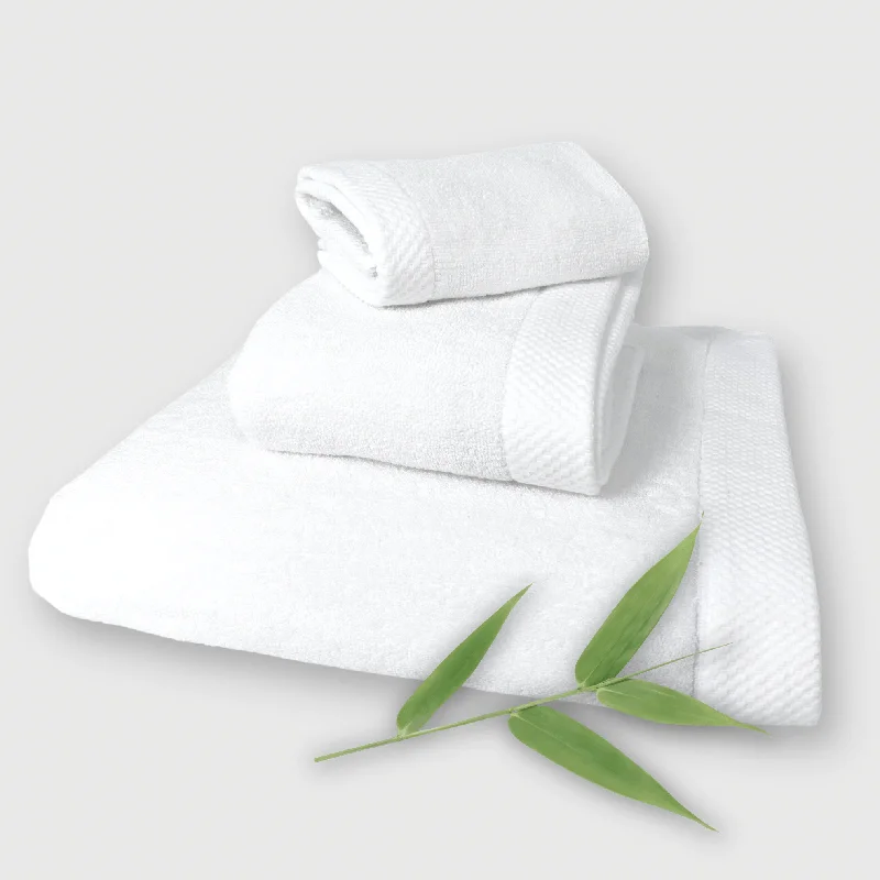 Weekend Bargain Shopping BedVoyage Bamboo Towel Set 3-Piece from BedVoyage Luxury Viscose - White Weekend Bargain Shopping BedVoyage Bamboo Towel Set 3-Piece from BedVoyage Luxury Viscose - White