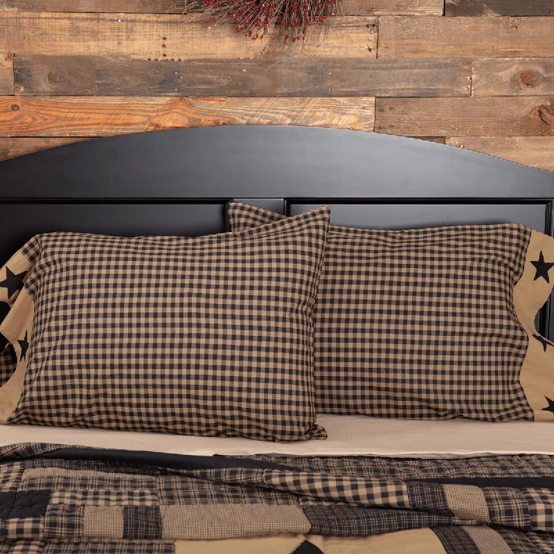 Weekend Hot Bargains Black Check Star Pillow Case Set