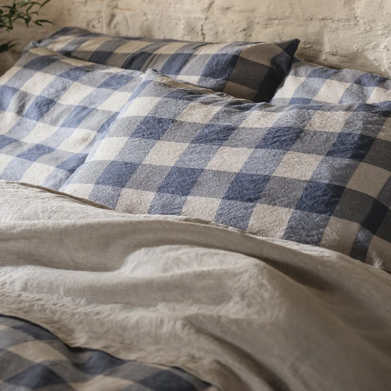 Grab Your Deal Blueberry Emsworth Plaid Linen Blend Pillowcase (Pair)