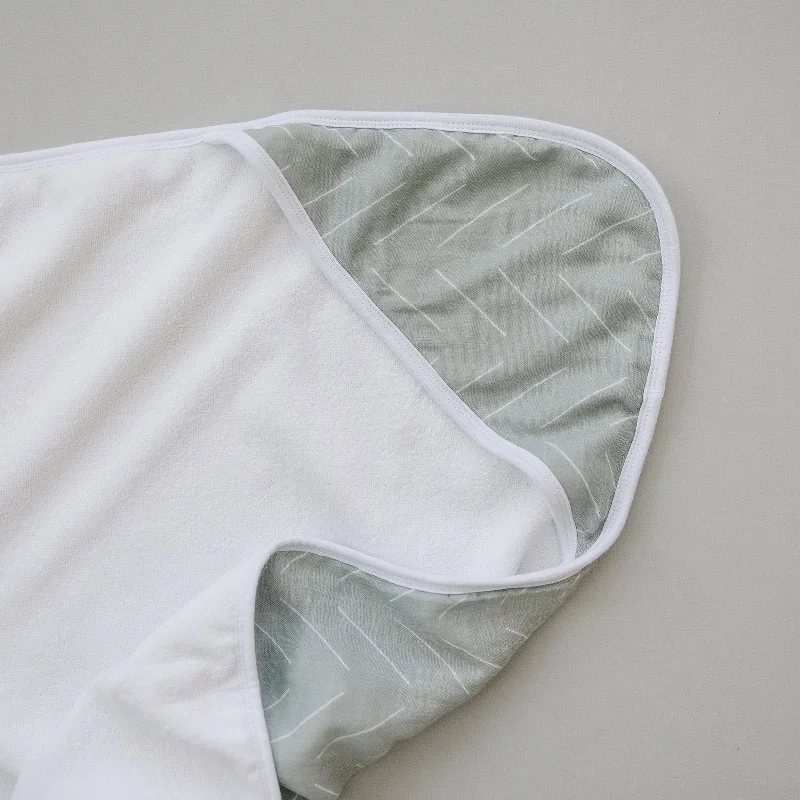 Weekend Shopping Fiesta Mebie Baby Desert Sage Muslin Hooded Towel