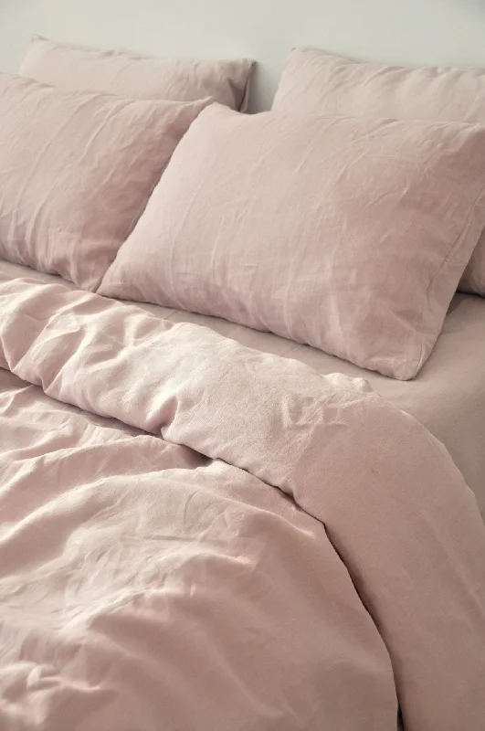 Weekend Best Buys Dusty pink pillowcase