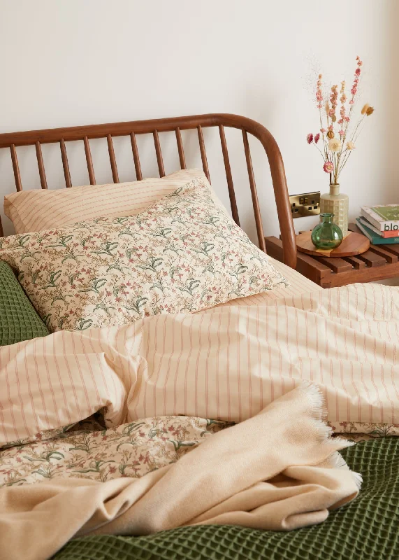 Hurry, While Stocks Last Foxford Romantic Blossom  Pillowcase Set