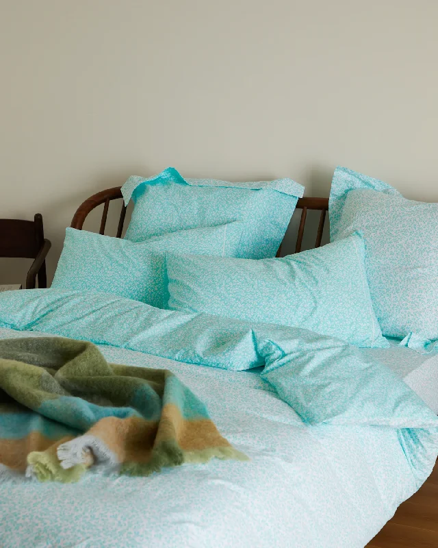 Unmissable Deals Foxford Kingfisher Leaf Pillowcase Set