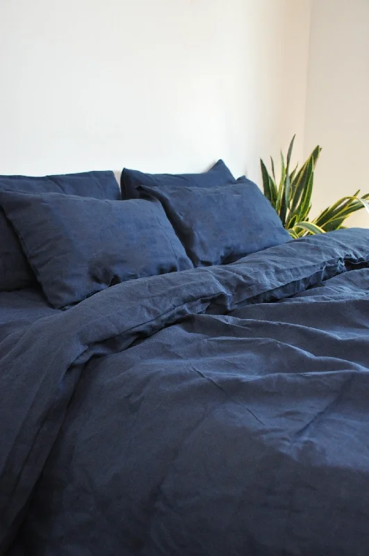 Weekend Exclusive Bargains Navy pillowcase