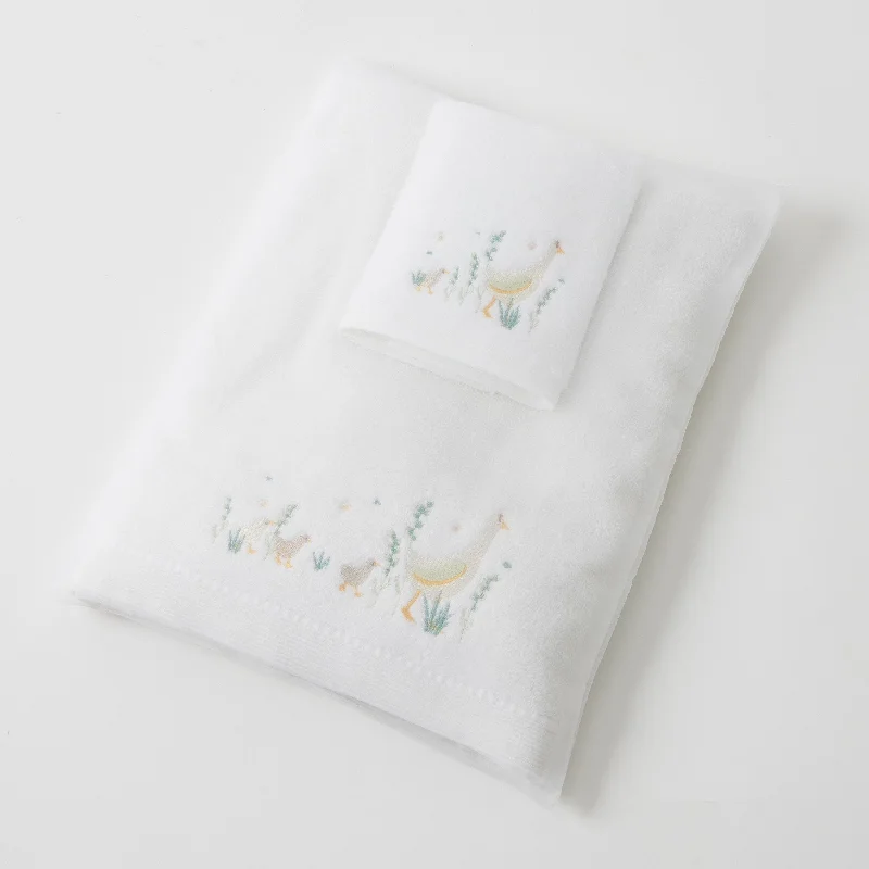 Weekend Sale Marathon Paddling Ducks | Baby Bath Towel & Face Washer In Organza Bag