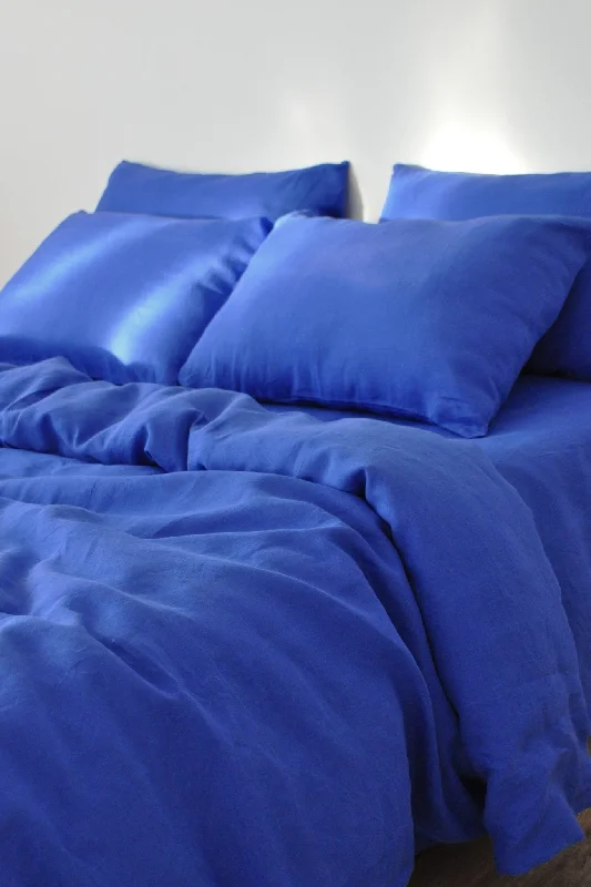 Weekend Hot Offers Royal blue pillowcase