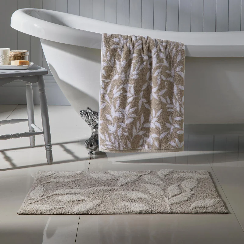 Unseen Savings Sandringham Bath Mat Natural