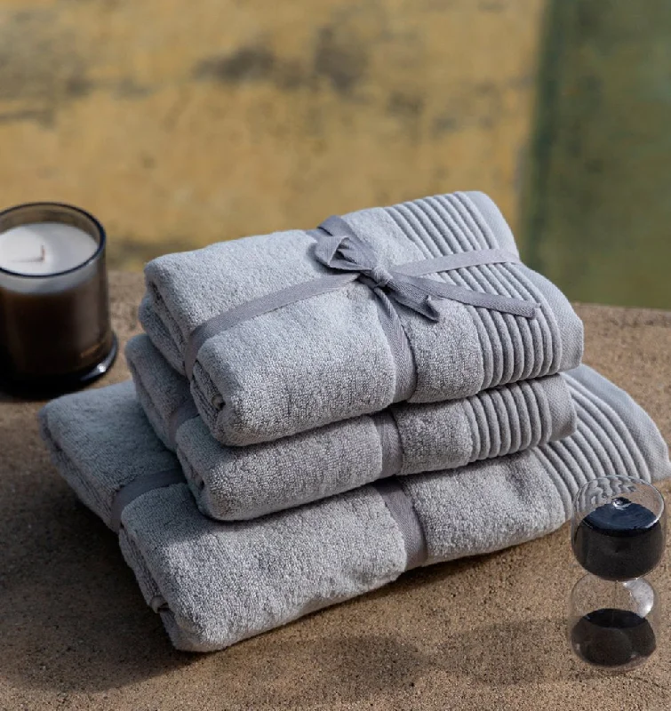 Weekend Price Drop Event Silver Mist. Fluffy Bath Towel