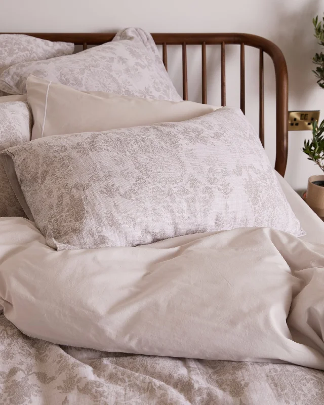 Weekend Best Buys Foxford Tuscan Pillowcase Set