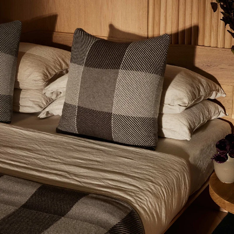 Price Cut Alert Vintage Plaid Sham - Natural/Brown/Ivory