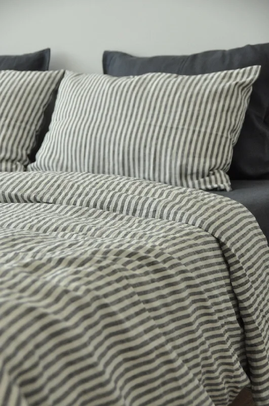 Weekend Exclusive Bargains White and gray stripe pillowcase