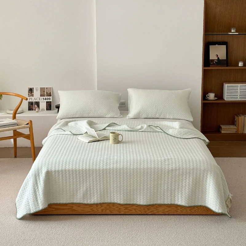 Instant Savings Breathable Pastel Knitted Blanket / Green