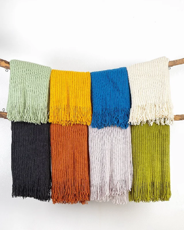 Weekend Shop Now Carlton Throw