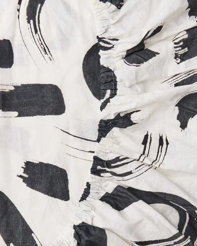 Weekend Bargain Time Kip & Co Swishy Swashy Linen Fitted Sheet