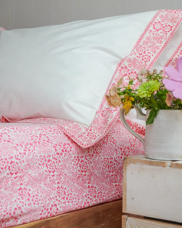 Weekend Flash Markdown Pink Provence Floral Fitted sheet